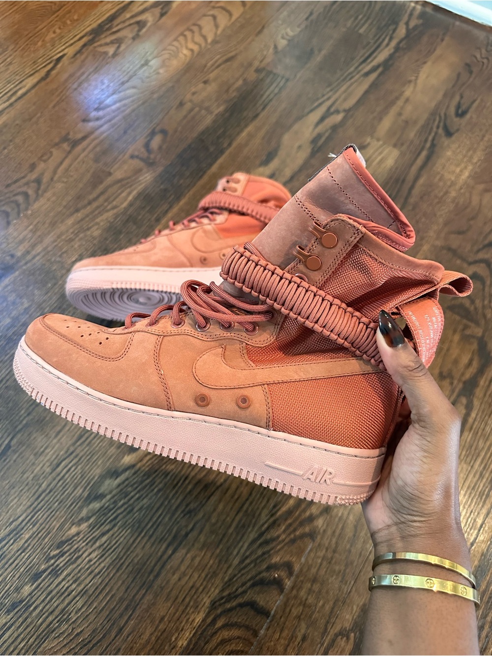 Nike Men’s SF Air Force 1 High 2018
Dusty Peach